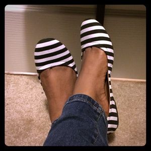 Striped flats