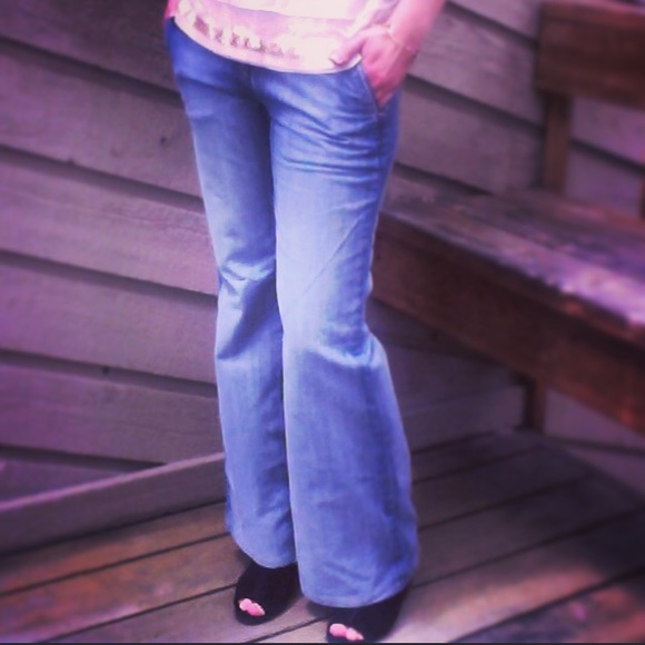 Banana Republic Denim - Trouser Leg Jean
