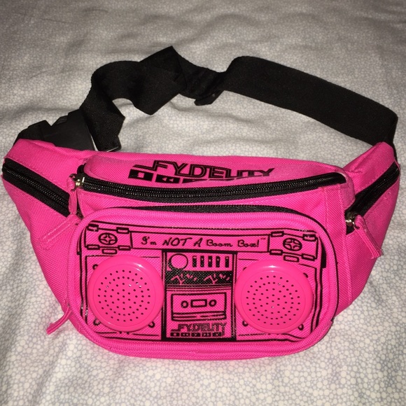 Fidelity Le Boom Box Bum Bag-Magenta