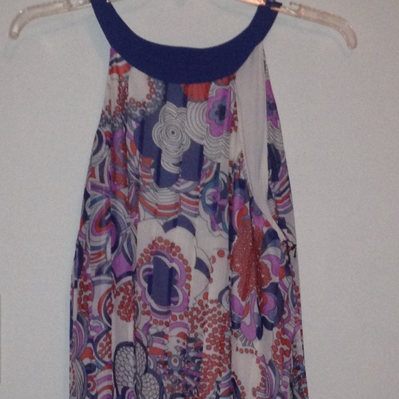 Dress - Picture 3 of 4