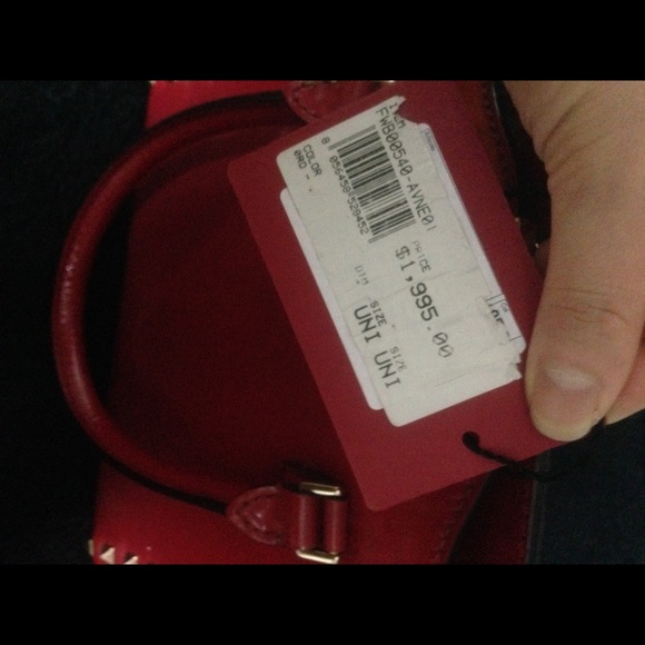 Small Valentino Bag - Picture 2 of 3