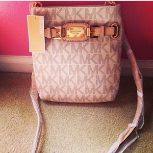 🚫FP🚫 Authentic Michael Kors Hamilton Crossbody