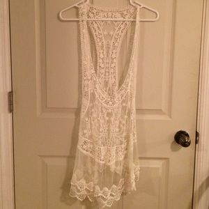'Vintage' Hand-Woven White Crochet Tanktop