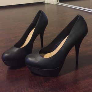 Black heels