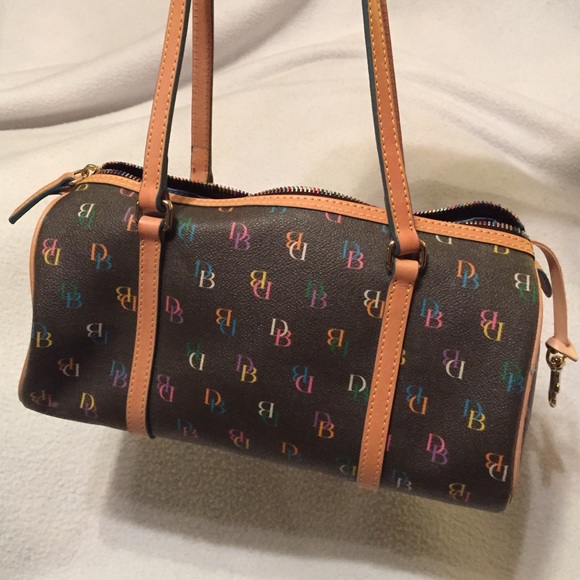 Dooney & Bourke barrel shoulder bag