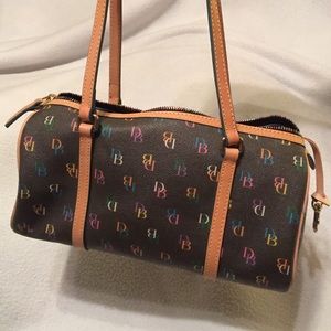 Dooney & Bourke barrel shoulder bag