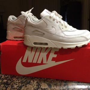 All White Airmax 90