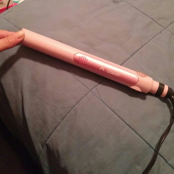 CONAIR 1.5 inch flat iron.