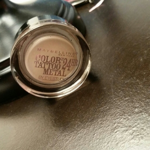 Maybelline 24 hour Color Tattoo Metal
