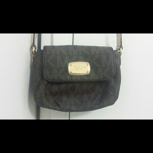 Authentic Michael Kors Crossbody (brand new)