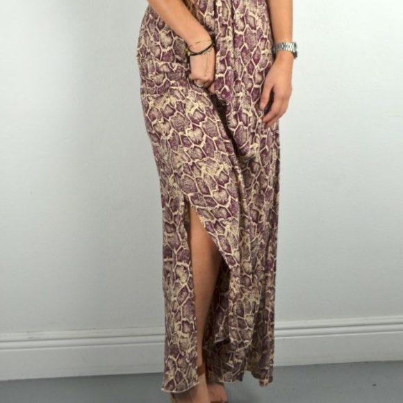 Crochet Open Back Maxi Dress - Picture 2 of 4