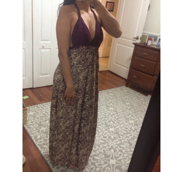 Crochet Open Back Maxi Dress - Picture 4 of 4