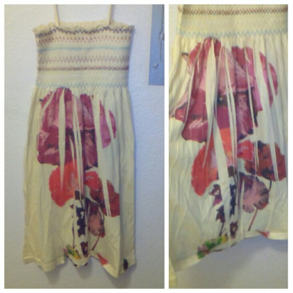 Yellow maxi summer dress