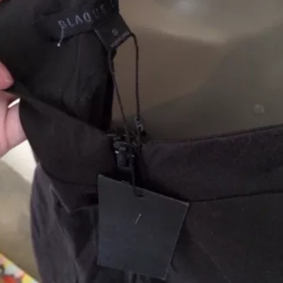 SALE!!!Blaque Label Dress with Back Detail - Picture 3 of 3