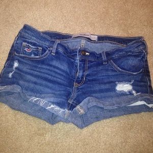 Hollister jean shorts!