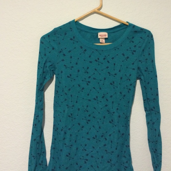 Long sleeve blue shirt