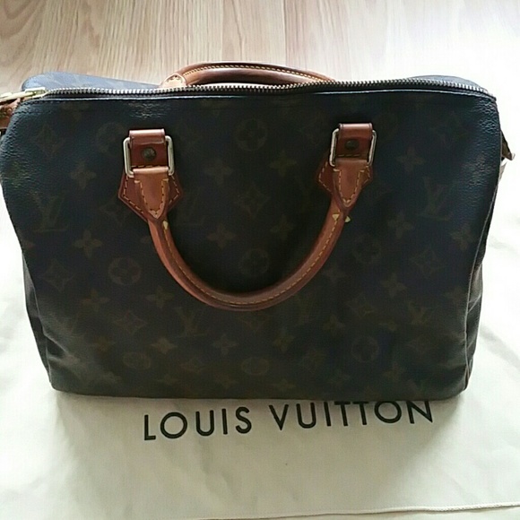 Louis Vuitton Speedy 30
