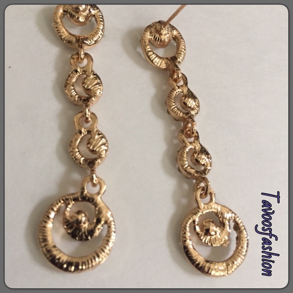 Circle Drop Earrings - Picture 4 of 4