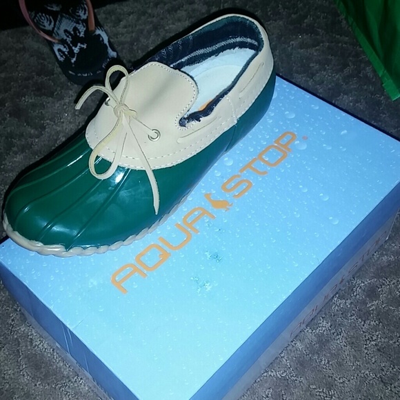 * NEW Tara Green Aqua Stop Boat shoes