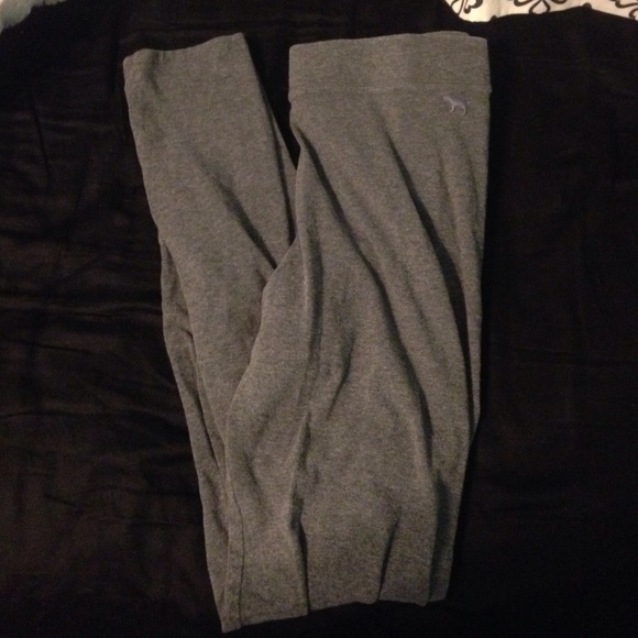 Gray VS pink leggings