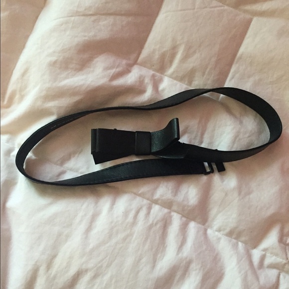 Black belt with bow
