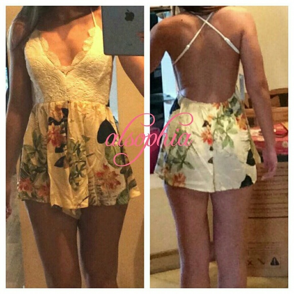 Floral Lace Playsuit Romper - Picture 4 of 4