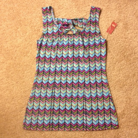 twist back bodycon tank top. Brand new!