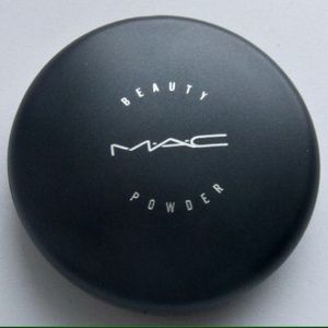 💯 AUTHENTIC MAC Beauty Powder
