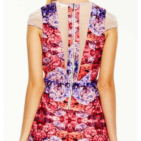 🎉HOST PICK🎉 NEW Shilla Garden Floral Dress - Picture 2 of 3