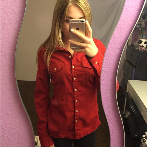 Long sleeve red shirt