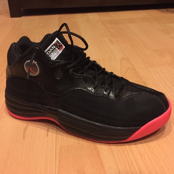 Jordan Jumpman Team 1 // Black/Infrared23 - Picture 2 of 4