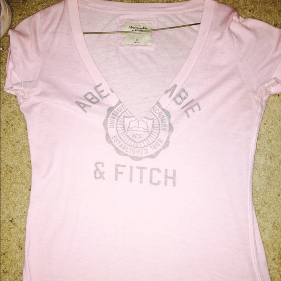 Abercrombie and Fitch tee