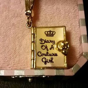 Bundle for @juicycouture62 "Diary" & cupcake