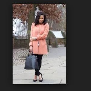 Gorgeous Spring Summer knee length coat