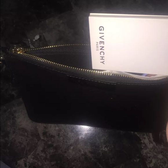 Authentic Givenchy Rottweiler Clutch. - Picture 3 of 4