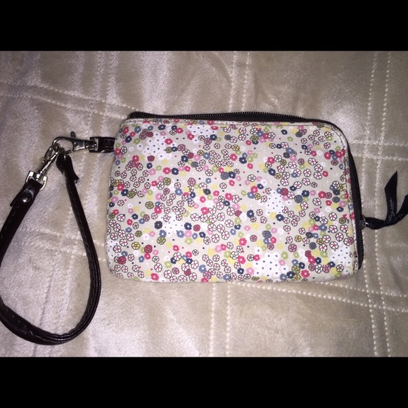 Handbags - Thirty-One Zippered Wristlet