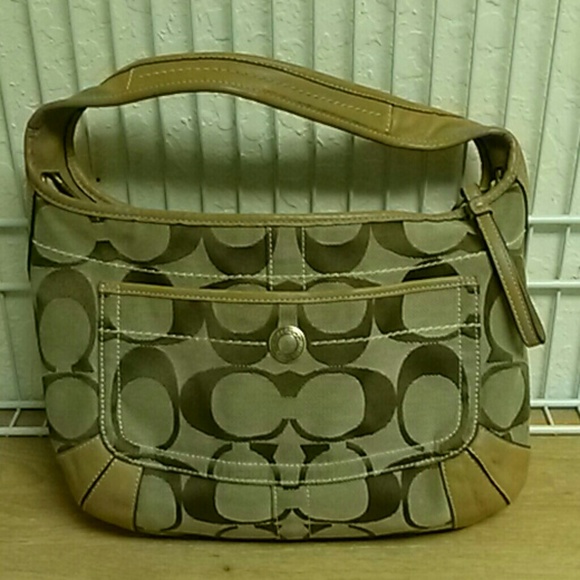 Coach handbag - Picture 1 of 4