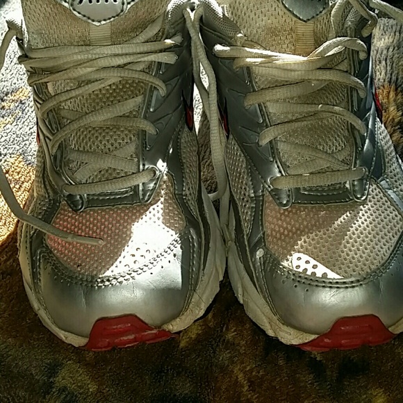 Sneakers - Picture 4 of 4