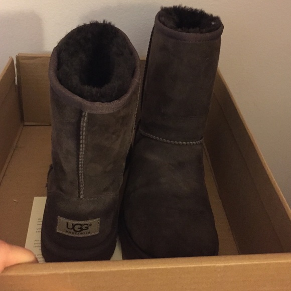 UGGS brown - Picture 1 of 4