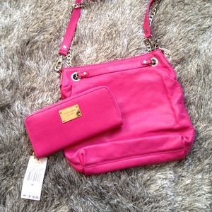 NWT Michael Kors Continental Wallet ONLY