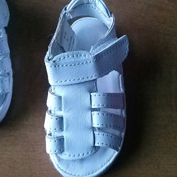 Sandles newborn - Picture 2 of 3