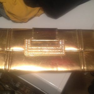 Gold clutch