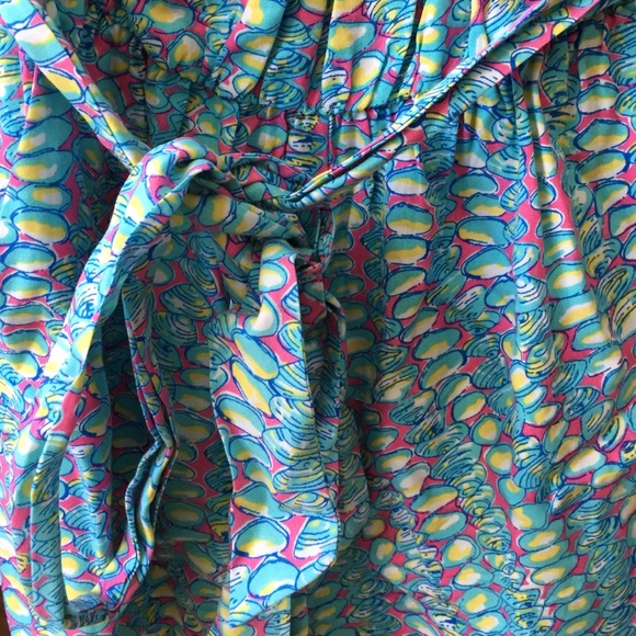 Lilly Pulitzer clam jam romper - Picture 2 of 4
