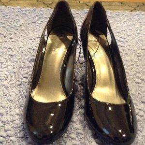 Mootsies Tootsies Black Patent Leather NWT