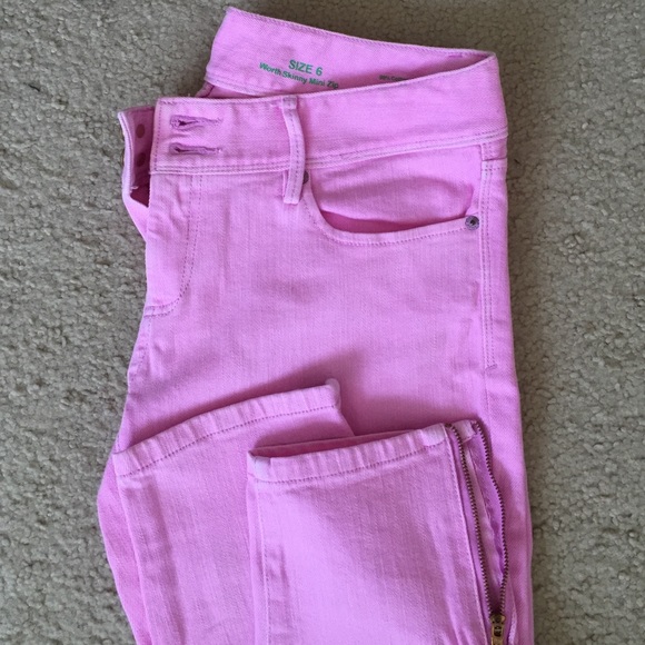 Lilly Pulitzer worth skinny mini zip