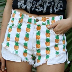 Cute denim pineapple shorts - New LAST ONE!
