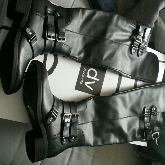 Dv dolce vita Lucile boot size 7.5