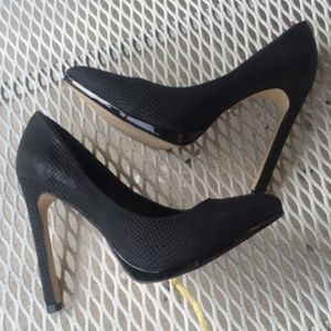 Rock & republic black heels
