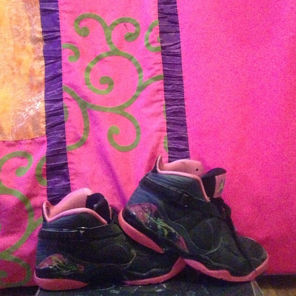 Girls air Jordan 8.0 size 5y