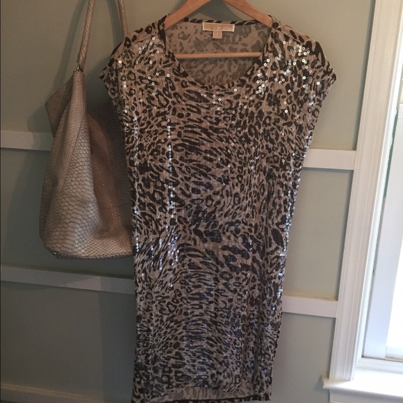 Sold!! Sparkly animal print t-shirt dress!